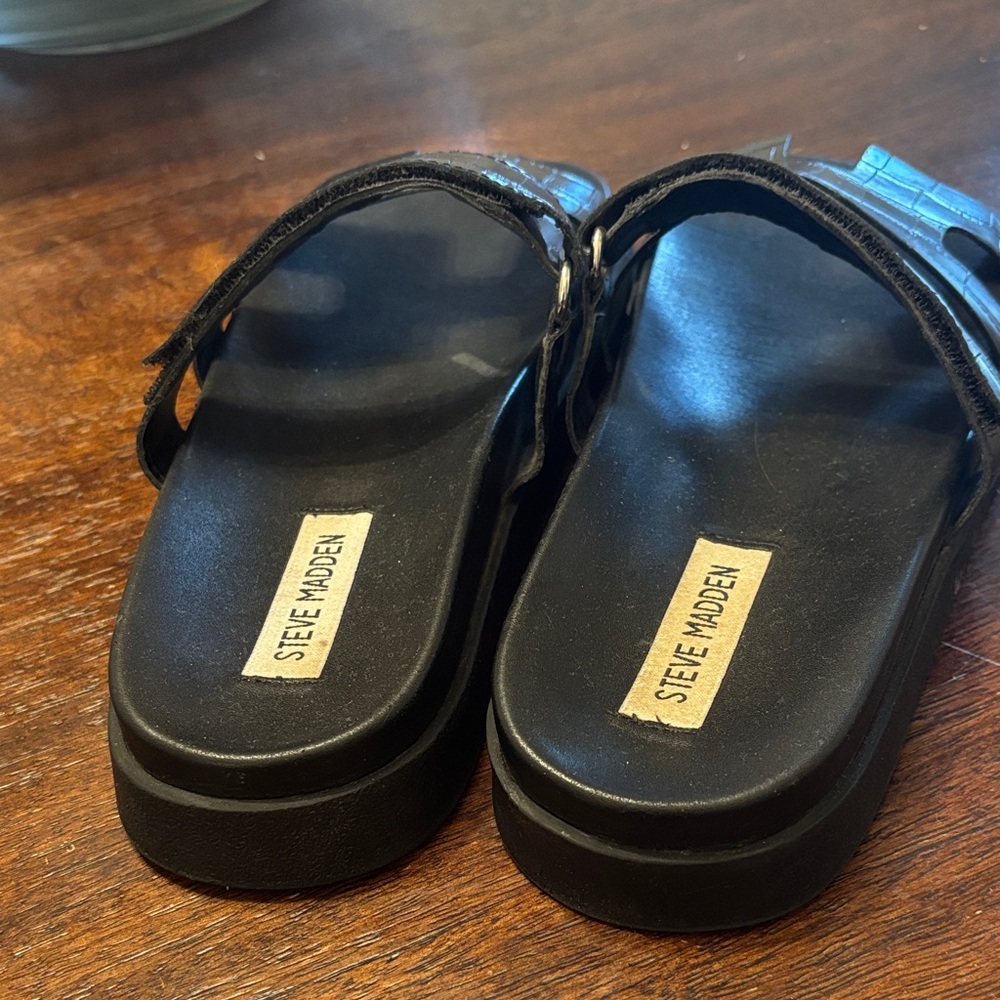 Steve Madden Black Croc-Embossed Slide Sandals - Picture 3 of 3